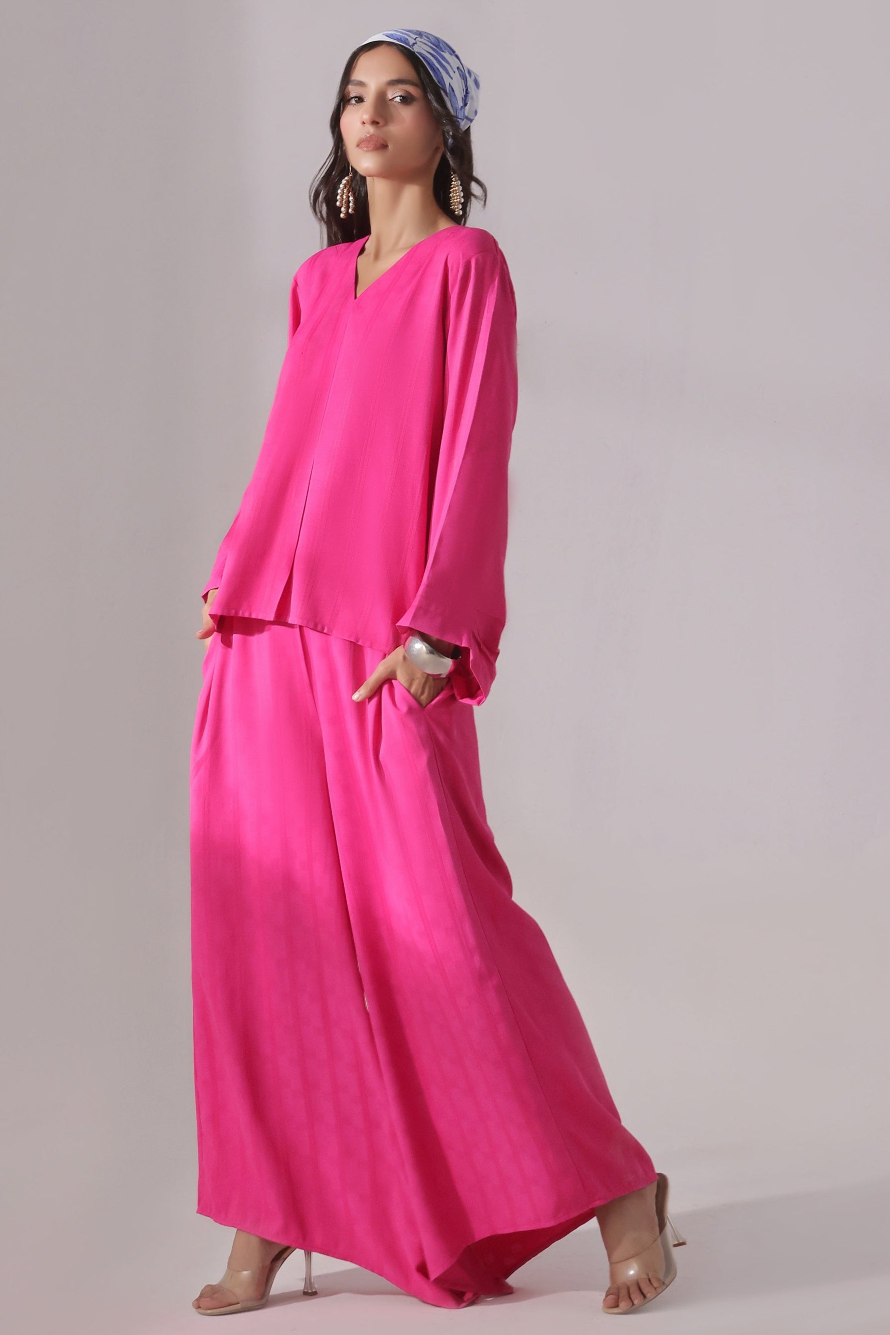 FUSHIA